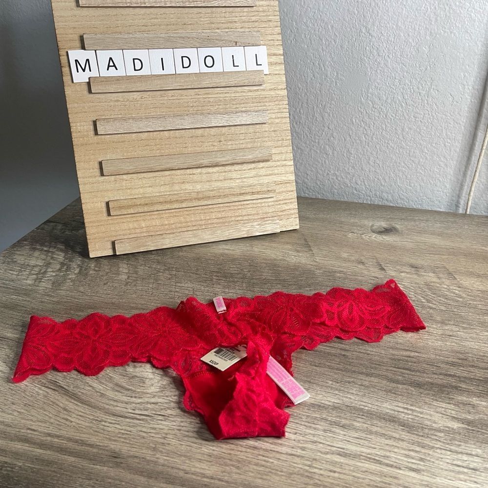 Victoria’s Secret Pink Red Thong - Picture 3 of 3